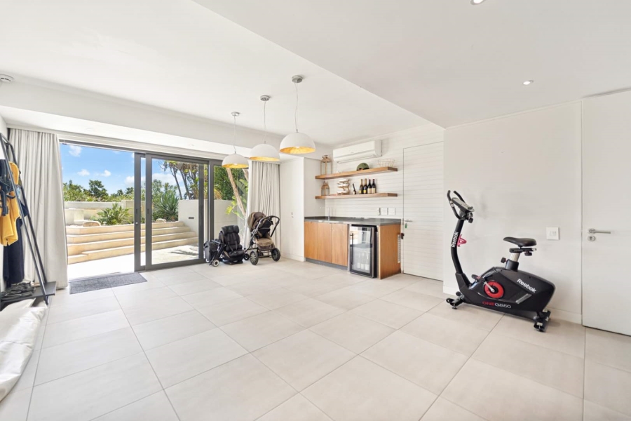 5 Bedroom Property for Sale in Camps Bay Western Cape